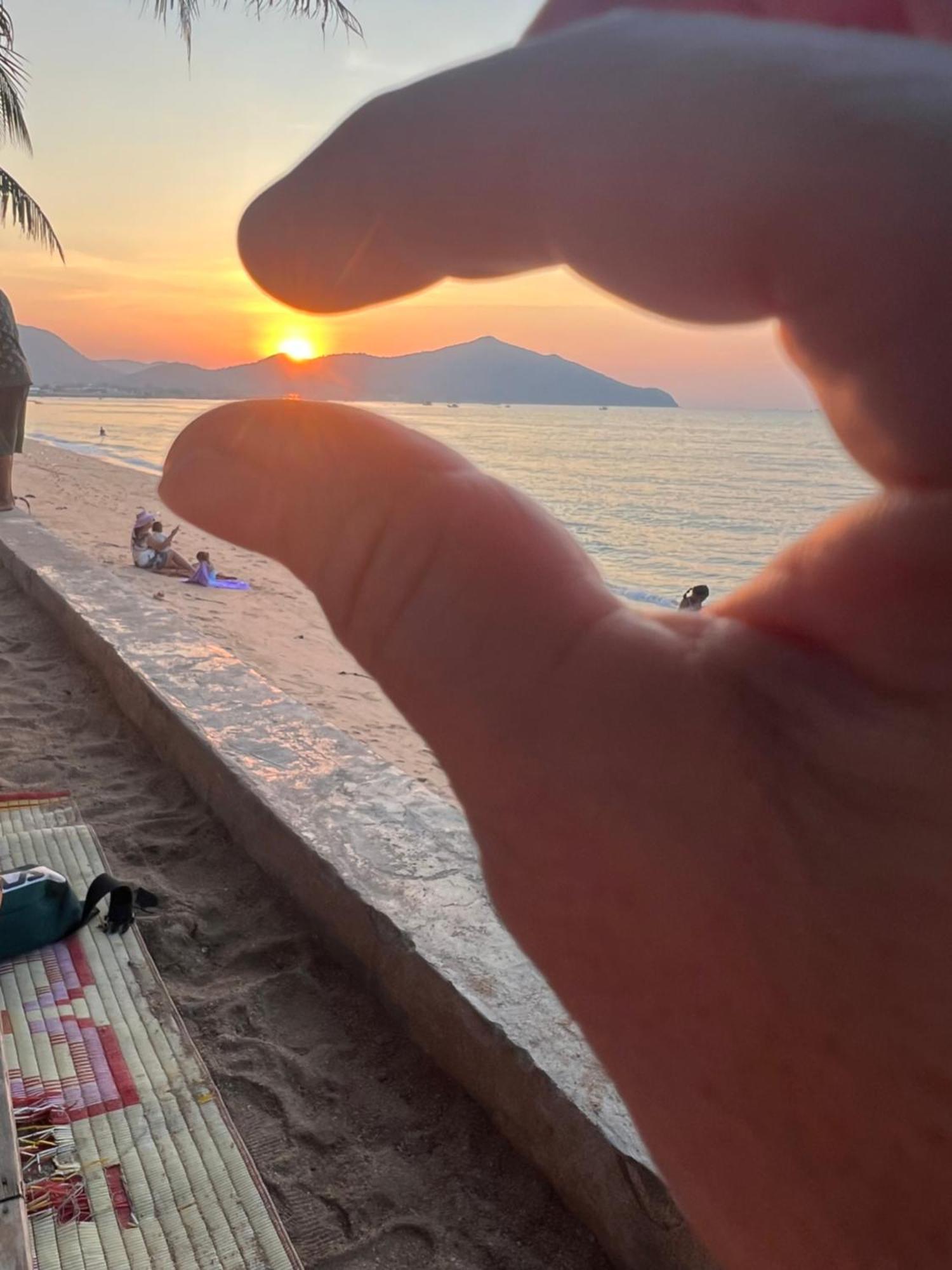 Bangsaray Beach Bang Sare Bagian luar foto